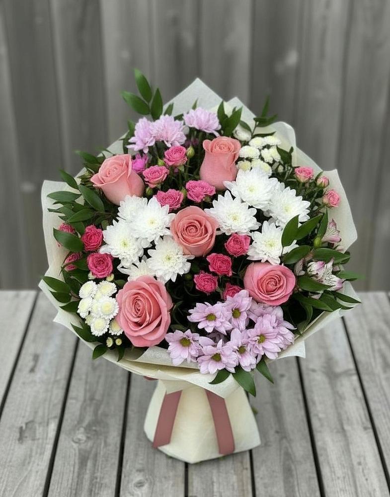 Букет цветов из: Альстромерии, Гвоздики, Розы и Хризантемы в Еремино