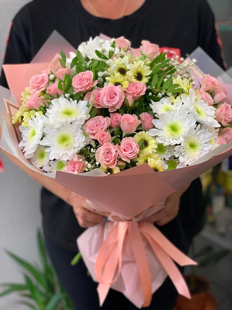 Букет цветов из: Розы и Хризантемы в Еремино