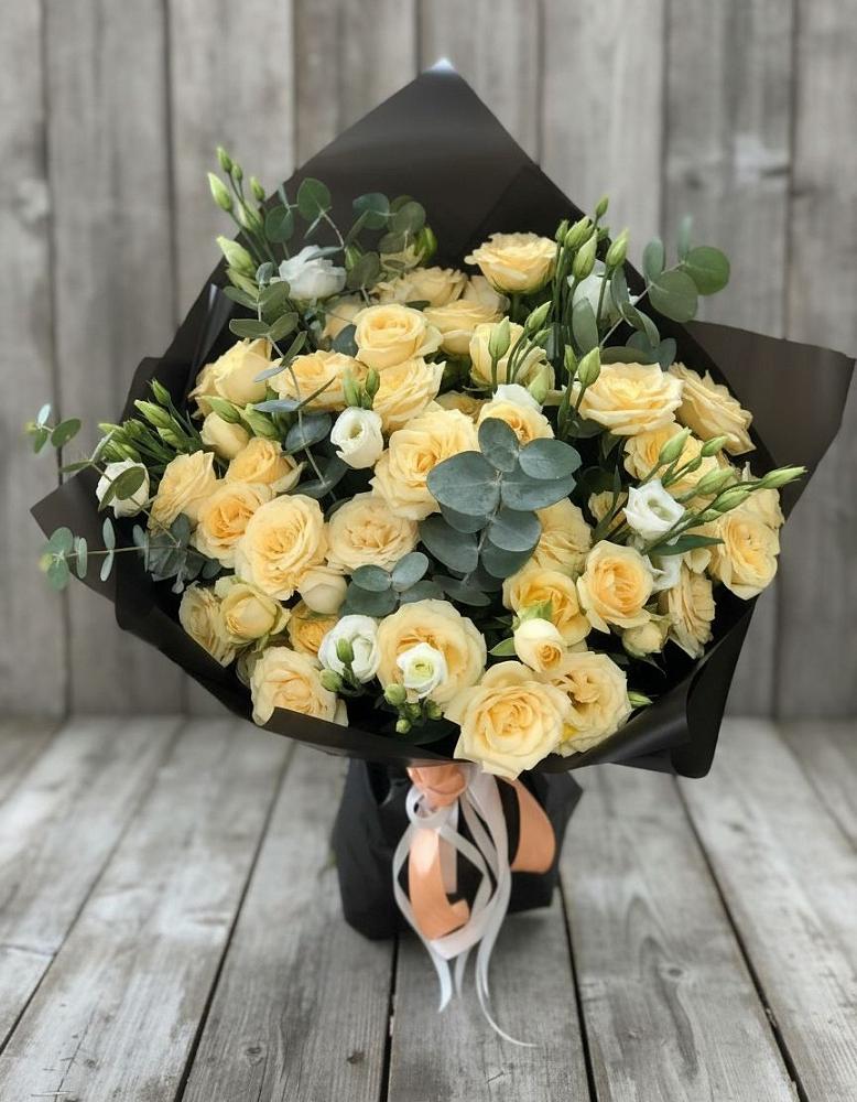 Букет цветов из: Розы и Лизиантусы в Еремино