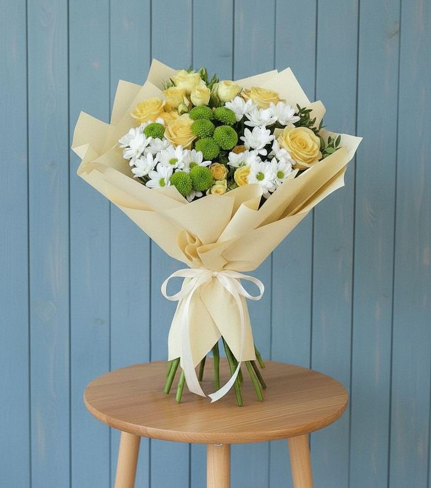 Букет цветов из: Хризантемы и Розы в Еремино