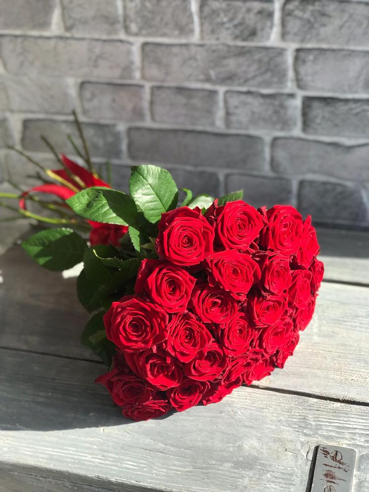 Букет Красные розы Фридом в Еремино