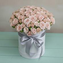 Цветочная композиция из Розы в шляпной коробке в Еремино