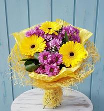 Букет цветов из:  Хризантемы и Герберы в Еремино