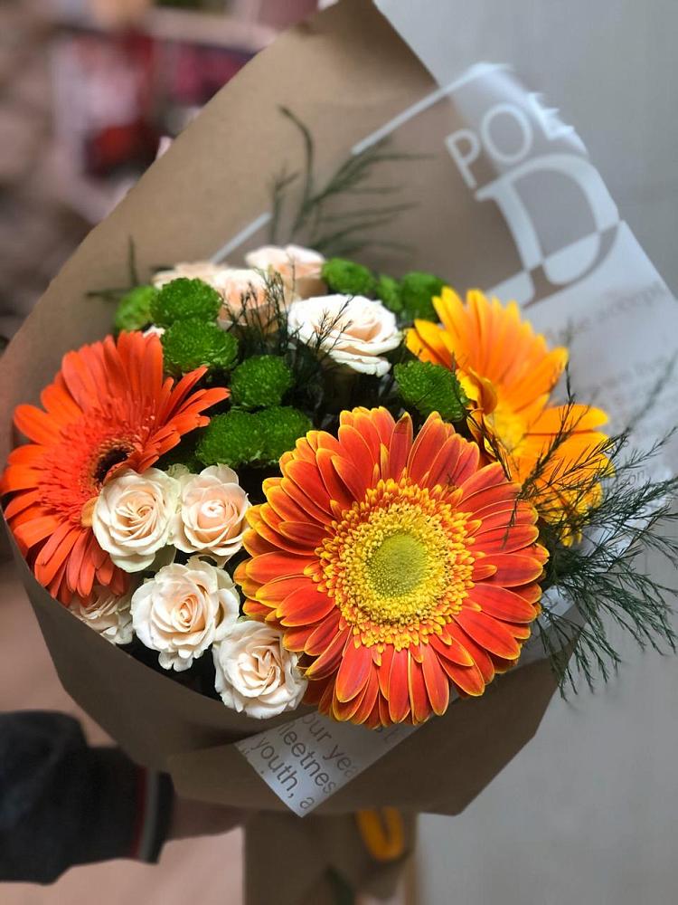 Букет цветов из: Герберы, Хризантемы и Розы в Еремино