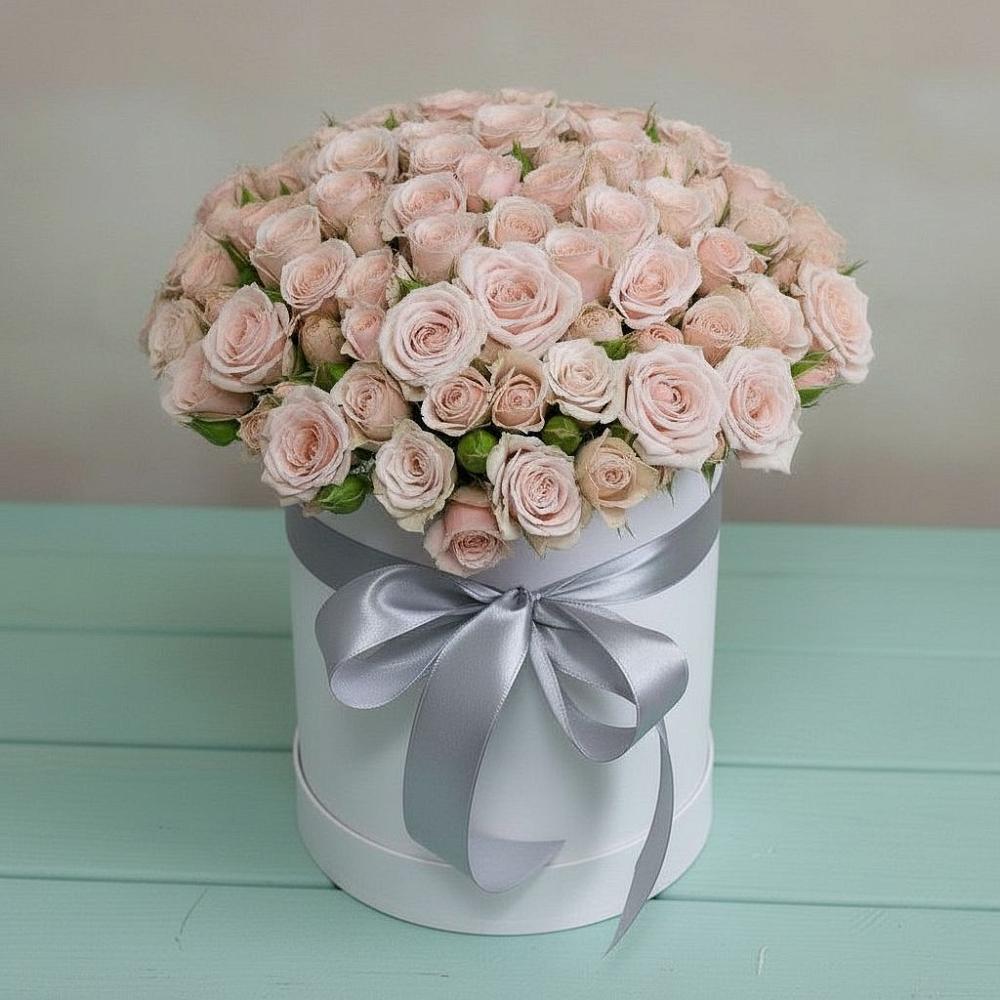 Цветочная композиция из Розы в шляпной коробке в Еремино